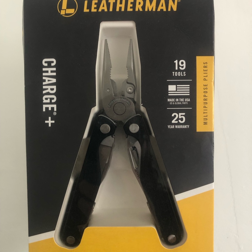 Leatherman Charge+ Black Multi-Tool — 19-Tool Pliers Set